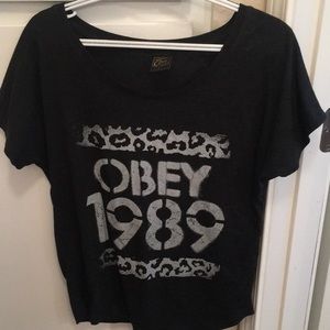 EUC Obey tee 🌼3 for $20🌼